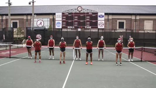 2020-21 Alabama Women's Tennis Team Group Photo