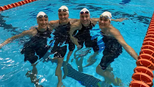 Morgan Scott, Kensey McMahon, Ashley Voelkerding and Gracie Felner