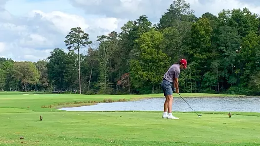 Tyler Lipscomb tees off No. 10 Shoal Creek