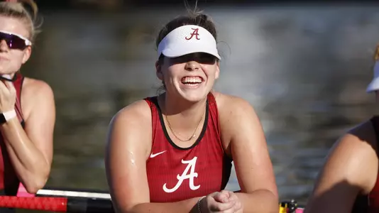 Katie Kurtz rowing at practice