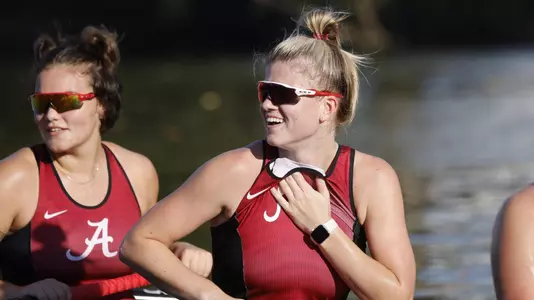 Sydney Wenstrom rowing at practice