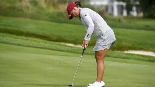 Kenzie Wright putting