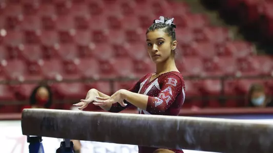3/5/21 WGY Alabama vs  FloridaAlabama gymnast Luisa BlancoPhoto by Jeff Hanson