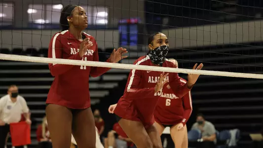 Kennedy Muckelroy and Alyiah Wells vs. Samford
