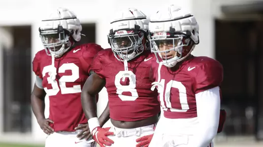 Linebackers practice