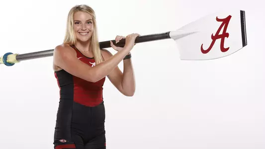 Rachel Tullis rowing creative shot