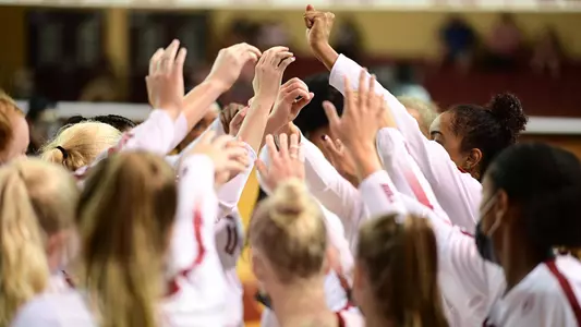 Alabama volleyball team huddle vs. Southern Miss