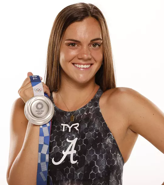 Rhyan White posing with her Silver Medal