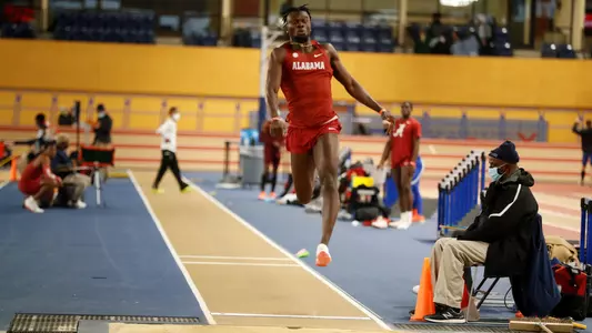 1/21/22 MWTR Alabama vs SamfordInvitationalAlabama's Emmanuel InehPhoto by Evan Pilat