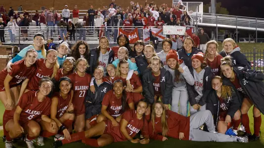 Team celebrates division title