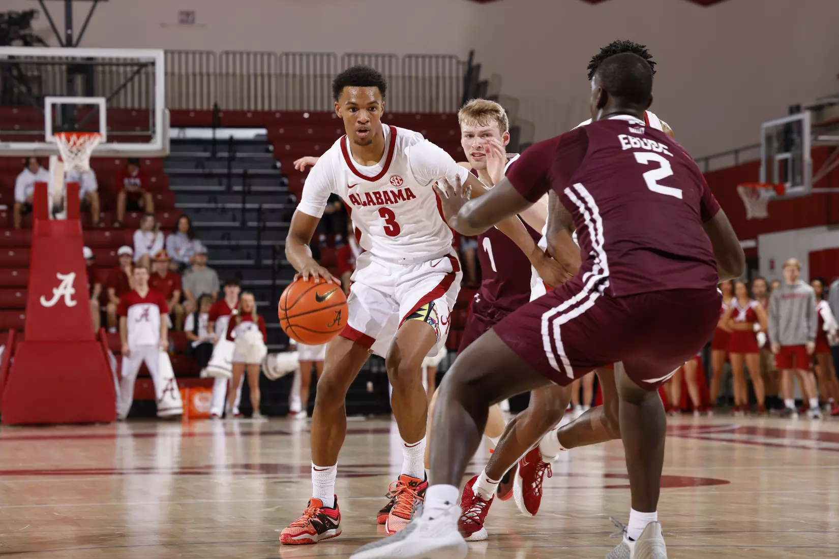 Alabama Guard Rylan Griffen (3) drives against Southern Illinois University at Foster Auditorium in Tuscaloosa, AL on Saturday, Oct 29, 2022.