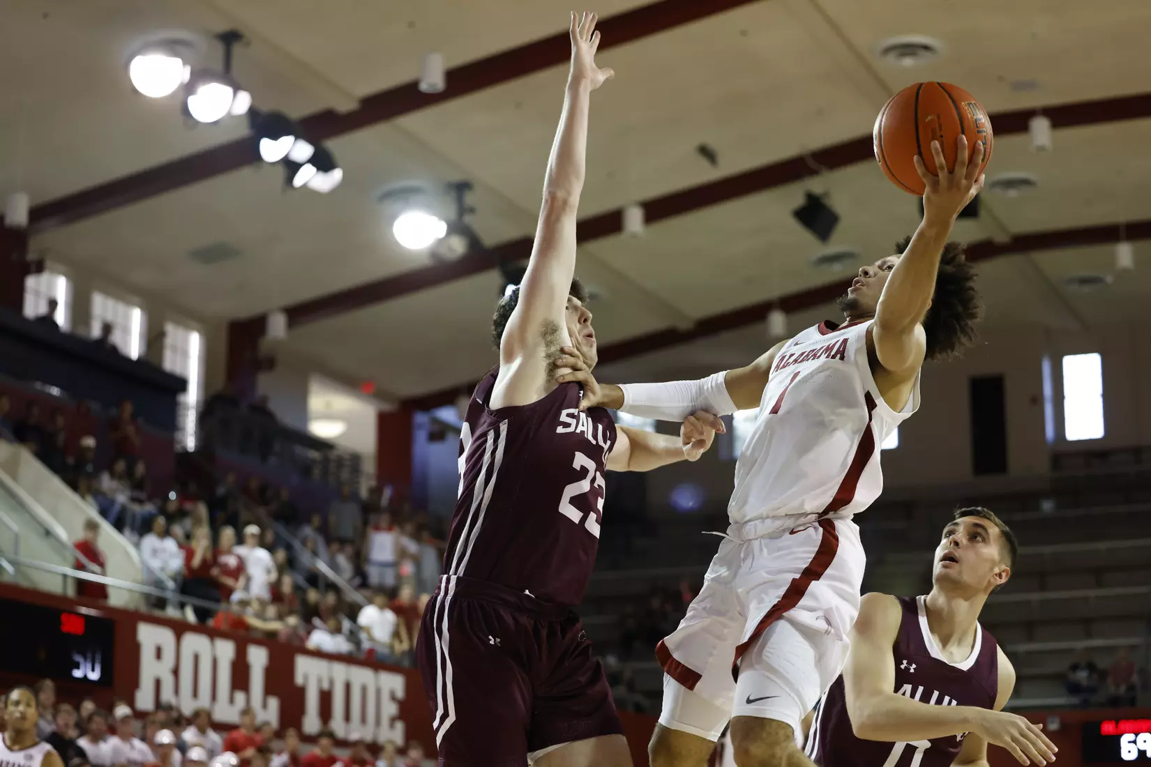 Alabama Guard Mark Sears (1) lays the ball up against Southern Illinois University at Foster Auditorium in Tuscaloosa, AL on Saturday, Oct 29, 2022.
