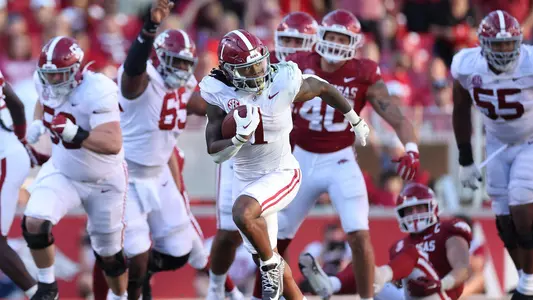Jahmyr Gibbs at Arkansas run
