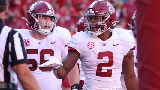 10/1/22 MFB Alabama vs ArkanasAlabama offensive lineman Seth McLaughlin (56)Alabama runningback Jase McClellan (2)Photo by Kent Gidley