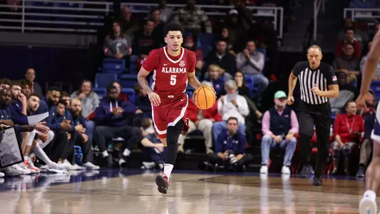 mensbasketball-action-JahvonQuinerly20221115