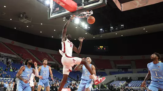 mensbasketball-action-CharlesBediako20221127