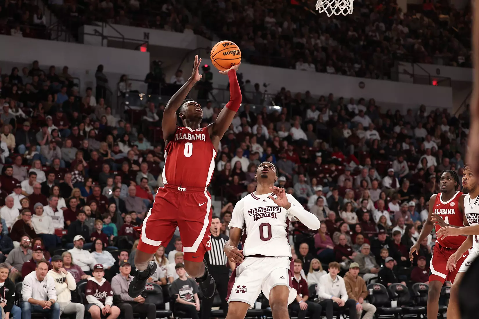 Alabama Guard Jaden Bradley (0) shoots the ball against Mississippi State at Humphrey Coliseum in Starkville, MS on Wednesday, Dec 28, 2022.