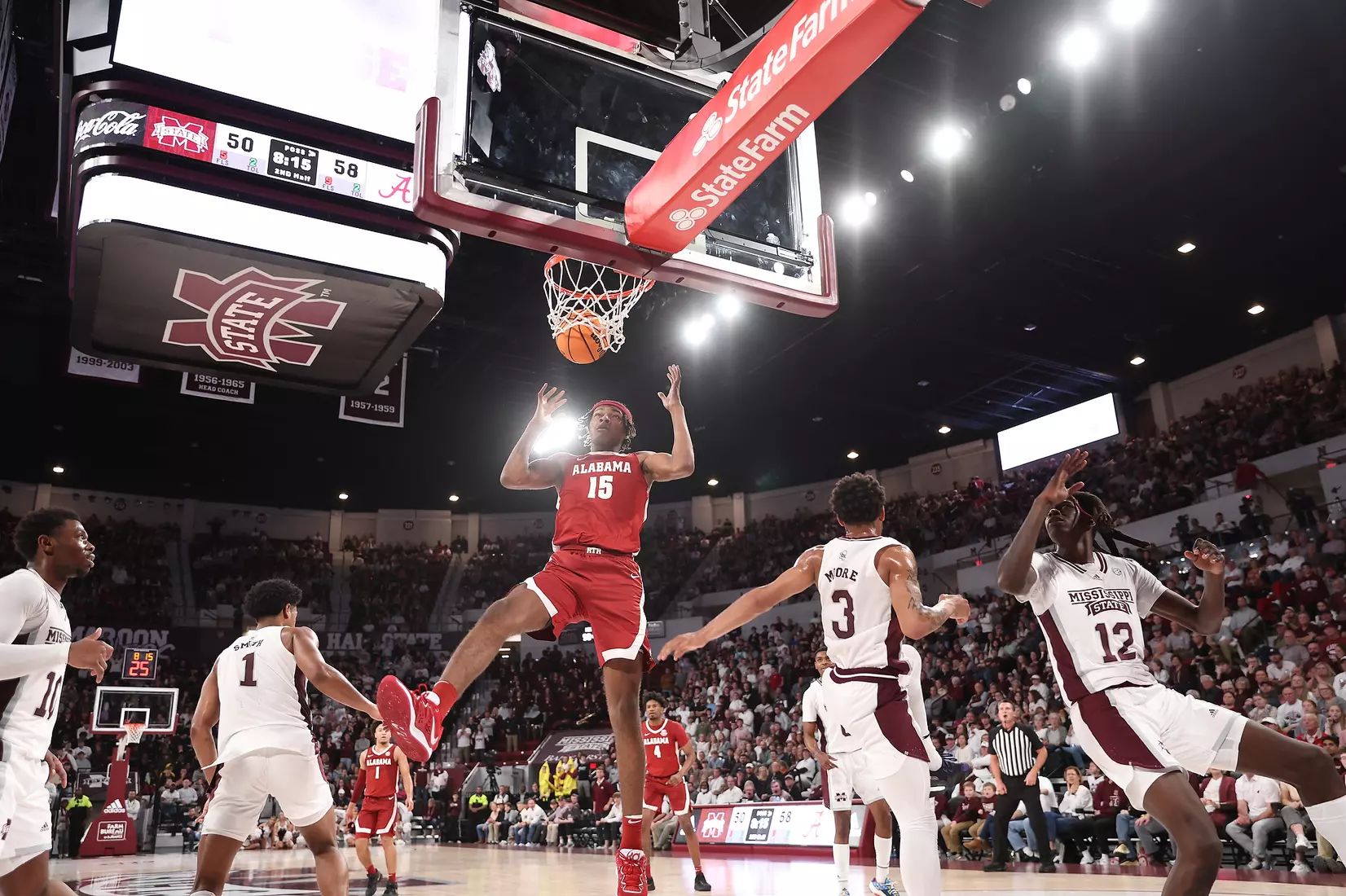 Alabama Forward Noah Clowney (15) dunks the ball against Mississippi State at Humphrey Coliseum in Starkville, MS on Wednesday, Dec 28, 2022.