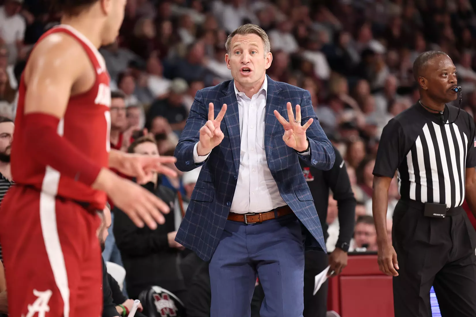 Alabama Alabama Head Coach Nate Oats directs the team from the sideline against Mississippi State at Humphrey Coliseum in Starkville, MS on Wednesday, Dec 28, 2022.