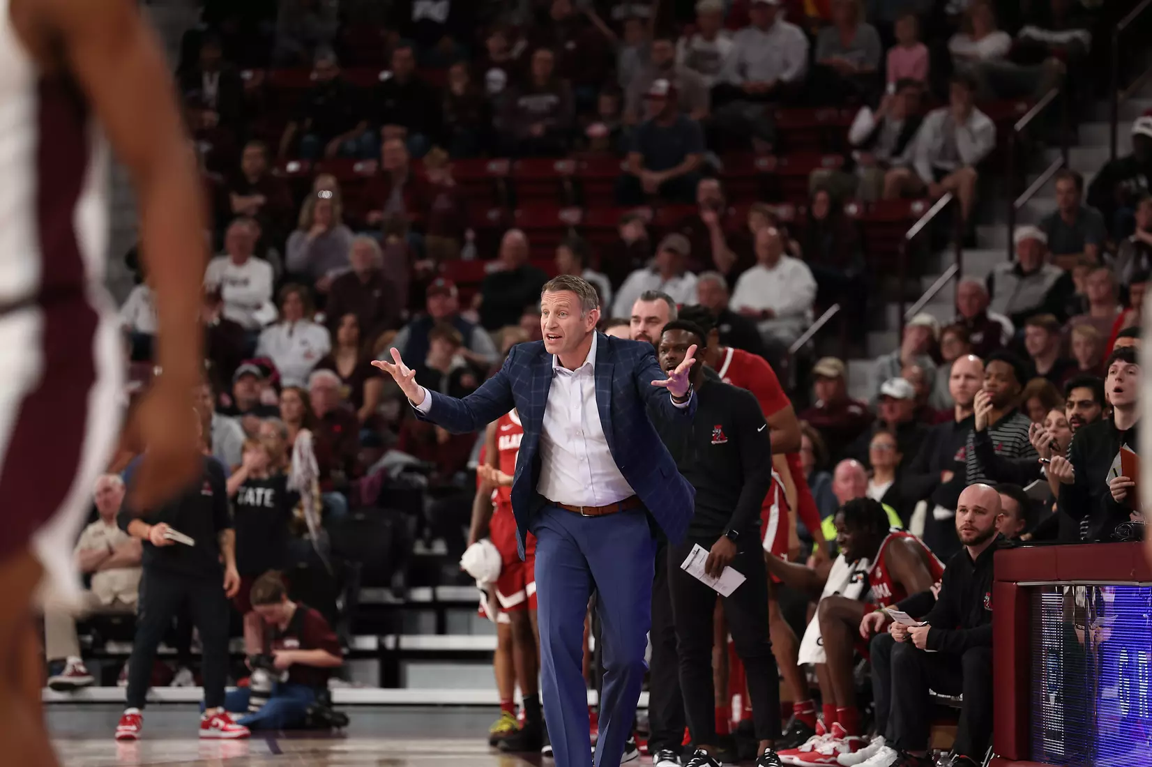 Alabama Alabama Head Coach Nate Oats reacts against Mississippi State at Humphrey Coliseum in Starkville, MS on Wednesday, Dec 28, 2022.