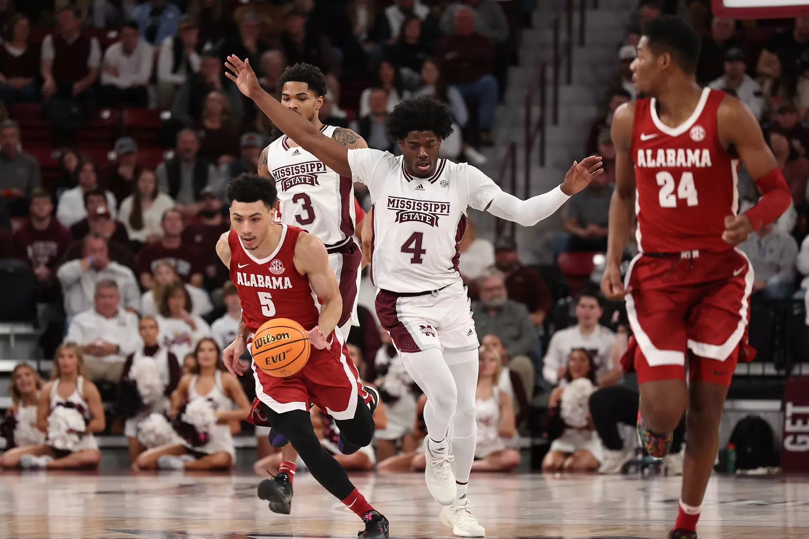 Alabama Guard Jahvon Quinerly (5) dribbles the ball against Mississippi State at Humphrey Coliseum in Starkville, MS on Wednesday, Dec 28, 2022.