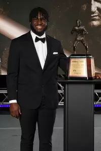 Will Anderson Jr. 2022 Nagurski Trophy winner