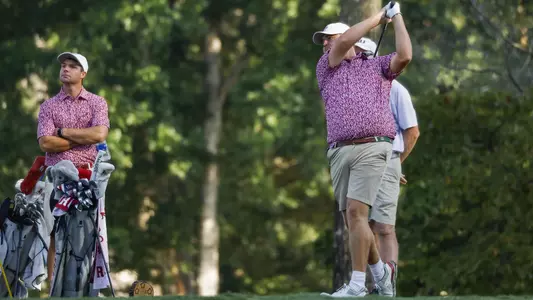 Canon Claycomb drives off tee