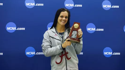 3/18/22 MWSD Alabama va NCAAChampionshipAlabama swimmer Rhyan WhitePhoto by Jeff Hanson