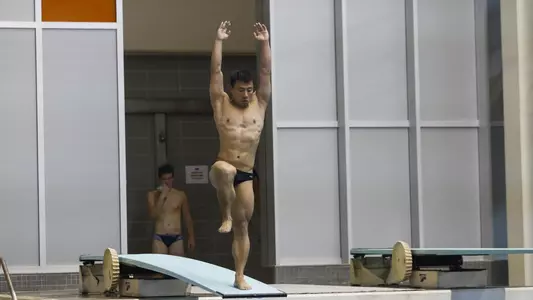 2/16/22 MWSD Alabama vs  SECAlabama diver Kevin LiPhoto by Jeff Hanson