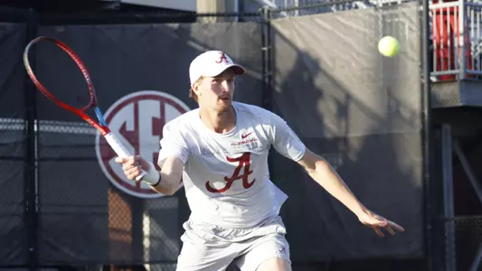 Patrick Kaukovalta advances towards the net