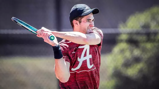 Juan Martin with raquet raised