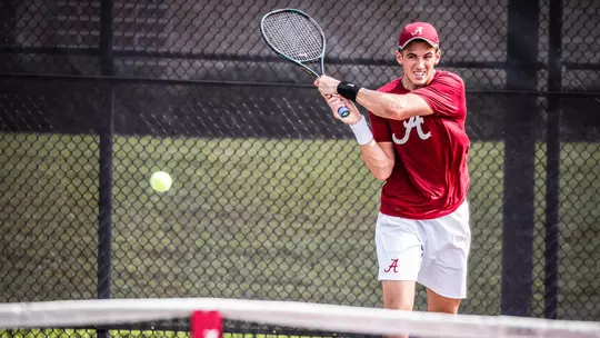 Juan Martin returning an opponent's hit