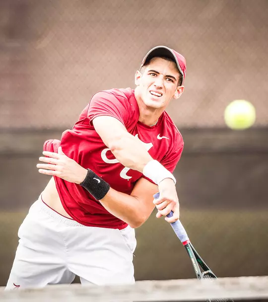 Juan Martin returning the ball