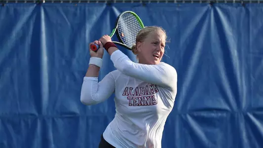 Petra Sedlackova returns a ball at the SEC Tournament