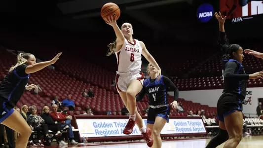 Alabama women's basketball, Hannah Barber