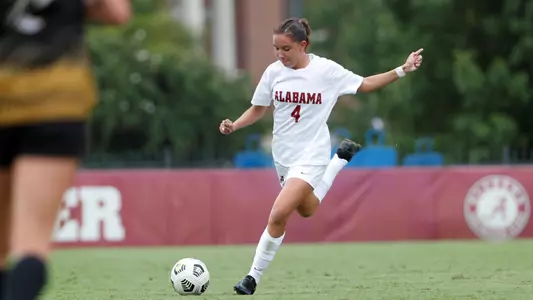 Tanna Sanchez-Carreto shoots on goal