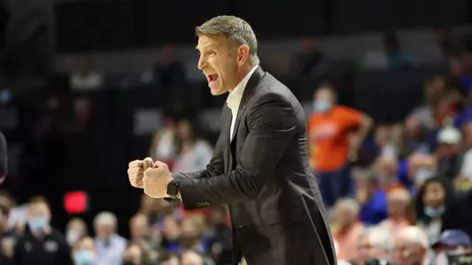 1/5/22 MBB Alabama vs FloridaAlabama Head Coach Nate Oats Photo by Robert Sutton
