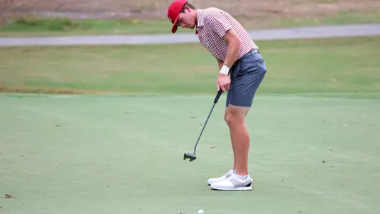 Nick Dunlap drains a putt at the Rod Myers Invitational