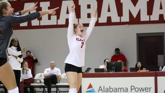 Alabama volleyball player Victoria Schmer celebrating a point.