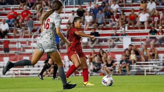 Reyna Reyes kicks the ball