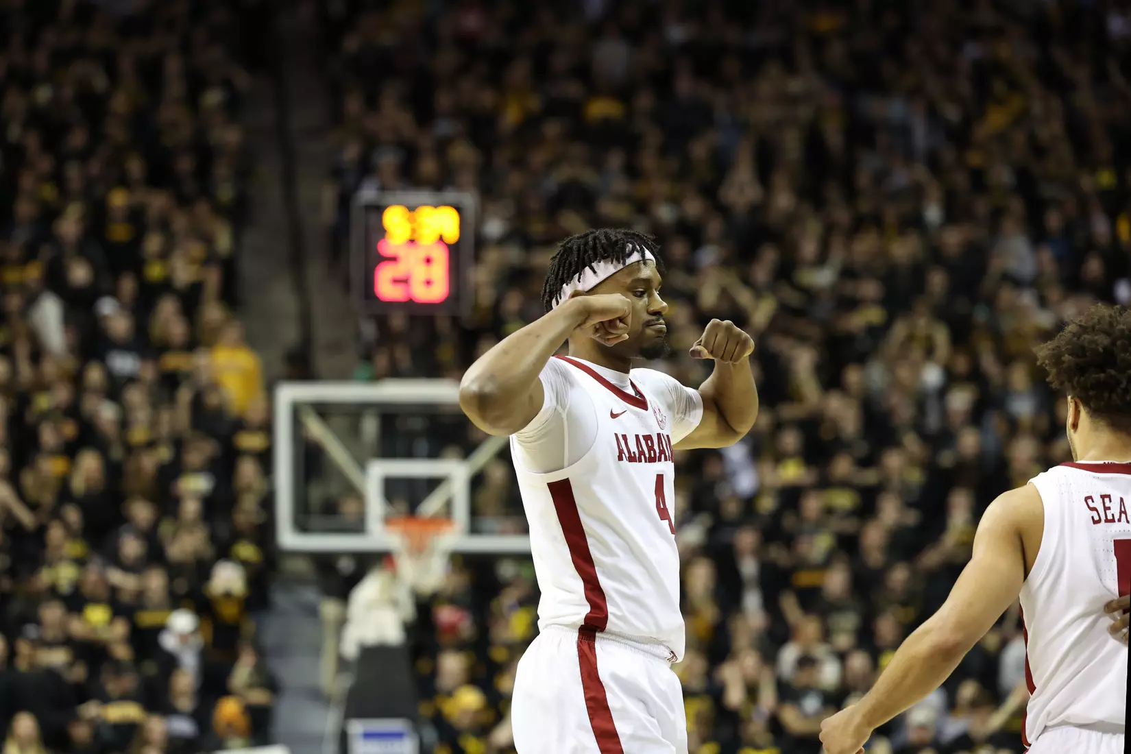 Alabama Forward Noah Gurley (4) celebrates against Mizzou at Mizzou Arena in Columbia, MO on Saturday, Jan 21, 2023.