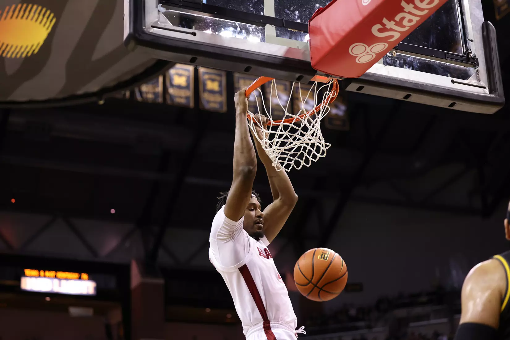 Alabama Forward Noah Gurley (4) dunks the ball against Mizzou at Mizzou Arena in Columbia, MO on Saturday, Jan 21, 2023.