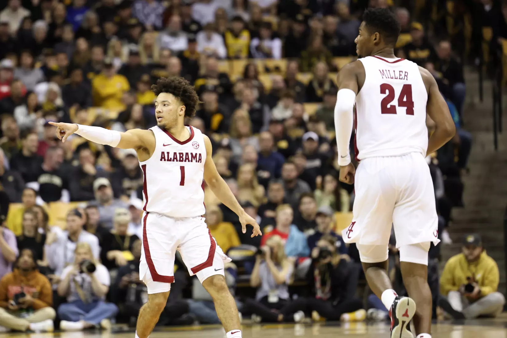 Alabama Guard Mark Sears (1) calls a play against Mizzou at Mizzou Arena in Columbia, MO on Saturday, Jan 21, 2023.