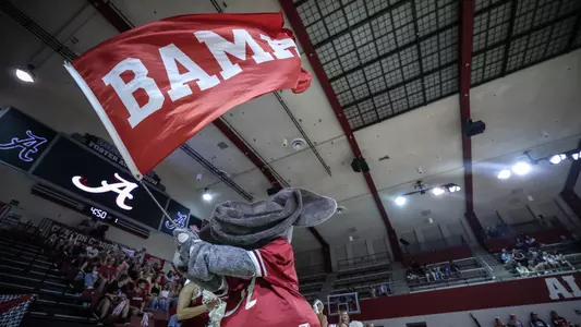 Alabama mascot Big Al waves a large Bama flag in the match vs. Tennessee (Oct. 4, 2023)