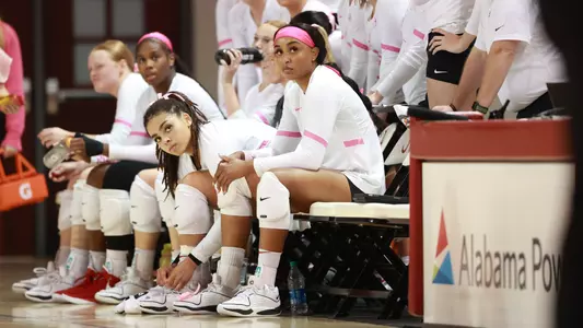 Alabama volleyball players on the bench during a timeout vs. Mississippi State (Oct. 27, 2023)