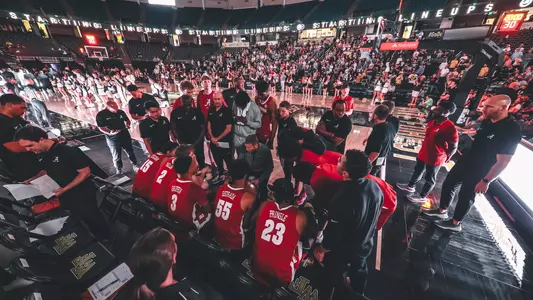 Mens Basketball Huddle at Wake Forest