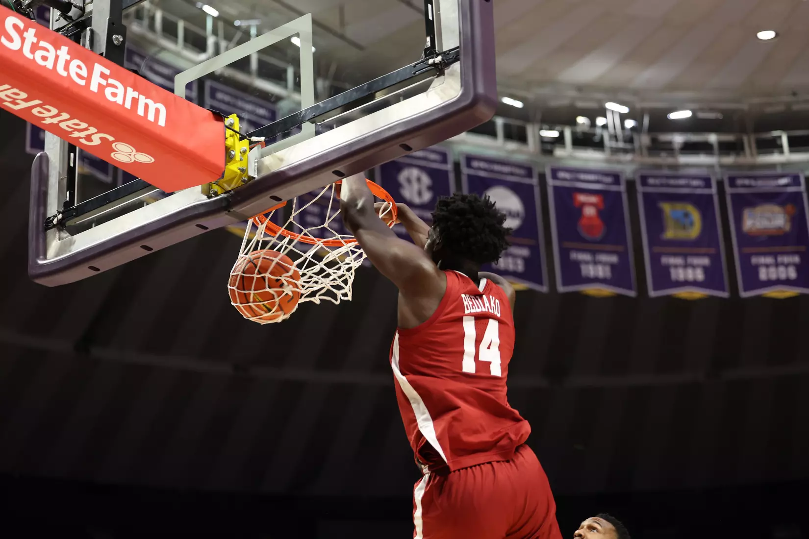 Alabama Center Charles Bediako (14) dunks the ball against LSU at Pete Maravich Center in Tuscaloosa, AL on Saturday, Feb 4, 2023.