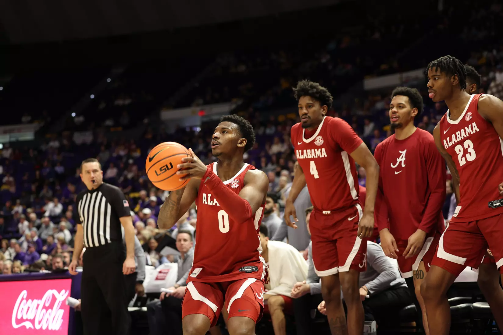 Alabama Guard Jaden Bradley (0) shoots a three against LSU at Pete Maravich Center in Tuscaloosa, AL on Saturday, Feb 4, 2023.