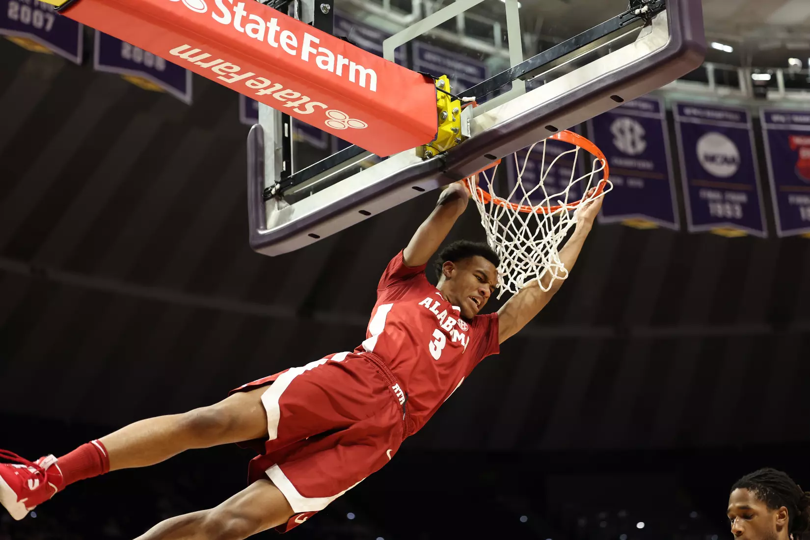 Alabama Guard Rylan Griffen (3) dunks the ball against LSU at Pete Maravich Center in Tuscaloosa, AL on Saturday, Feb 4, 2023.