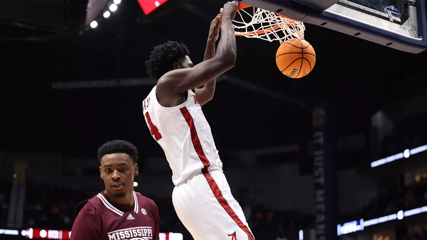 mensbasketball-action-20230310CharlesBediako